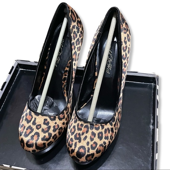 NEW IN BOX Wild DNA cheetah print heels 8 - Picture 3 of 8